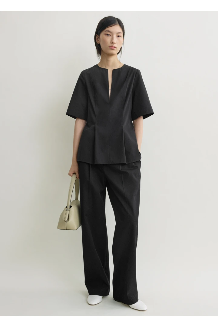 TOTEME default image 4 of 블랙 in 테일러드 코튼 탑 블랙