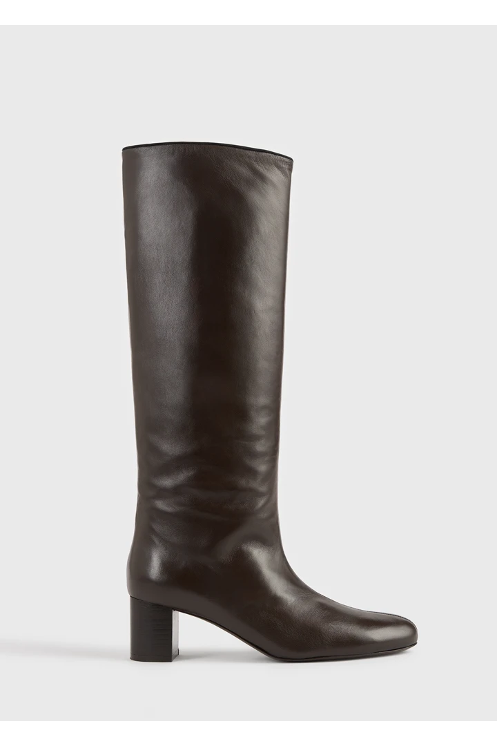 TOTEME 다운타운 나파 니하이 부츠 브라운의 브라운컬러 0번쨰 이미지입니다.