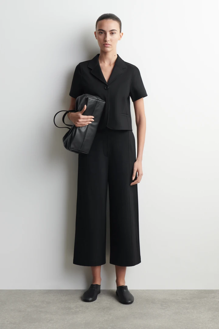 COS default image 11 of 블랙 in 트윌 저지 스트레이트 레그 큐롯