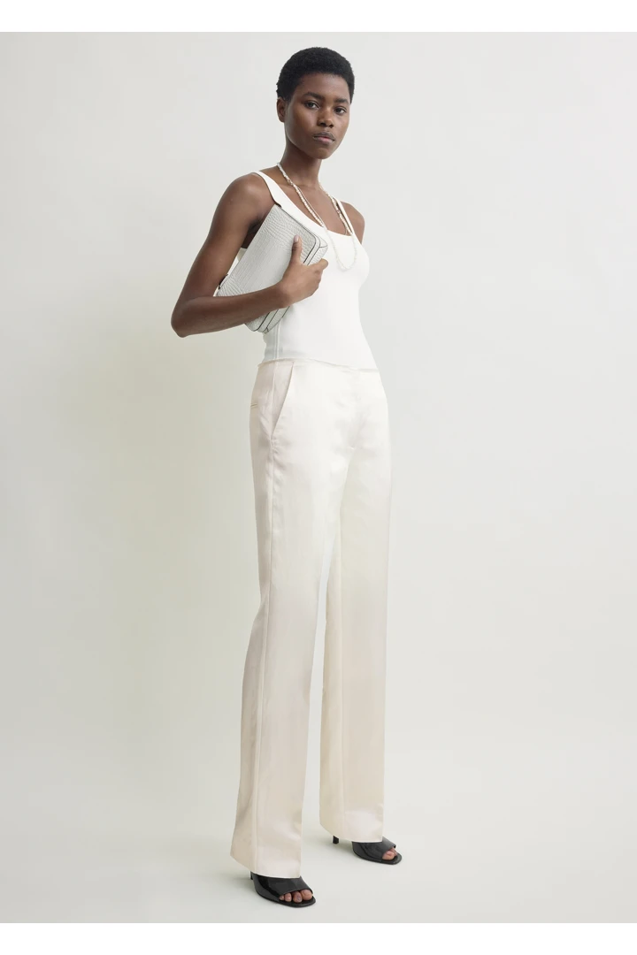 TOTEME default image 5 of 화이트 in 이지 로우 엣지 트라우저 화이트