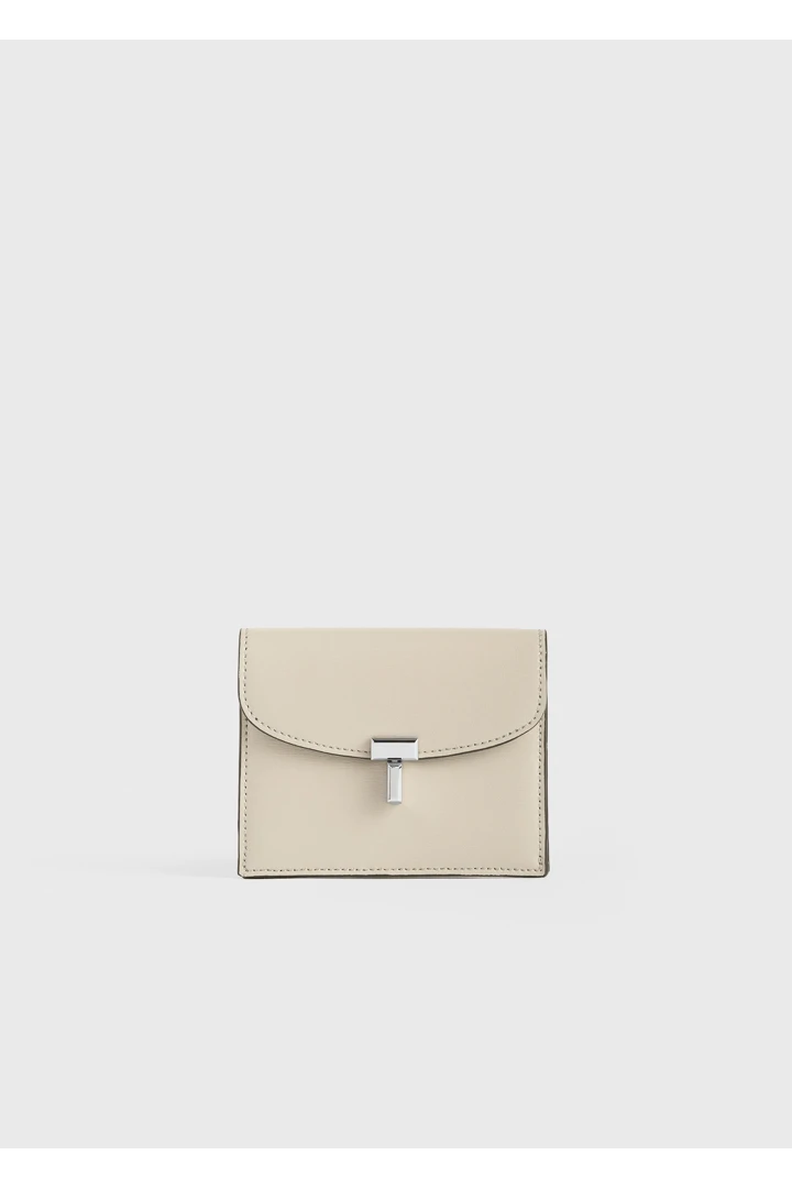 TOTEME 티-락 레더 카드홀더 폰의 폰컬러 0번쨰 이미지입니다.