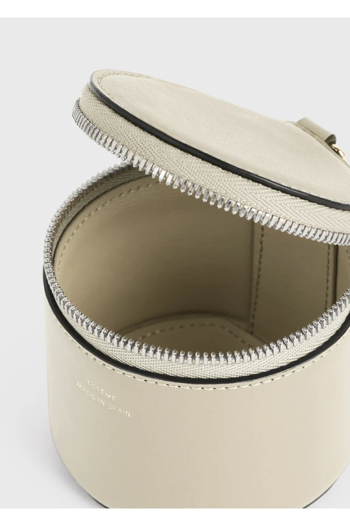 TOTEME 레더 주얼리 박스 폰의 폰컬러 2번쨰 이미지입니다.