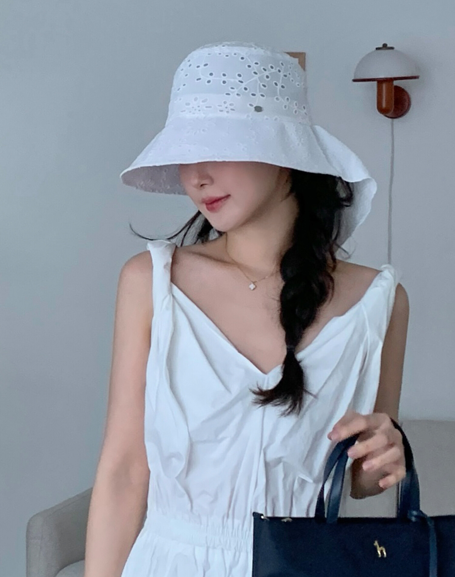 [현대백화점] [아울렛] 화이트 펀칭 면 벙거지모자 (HIHE5E110WT)
