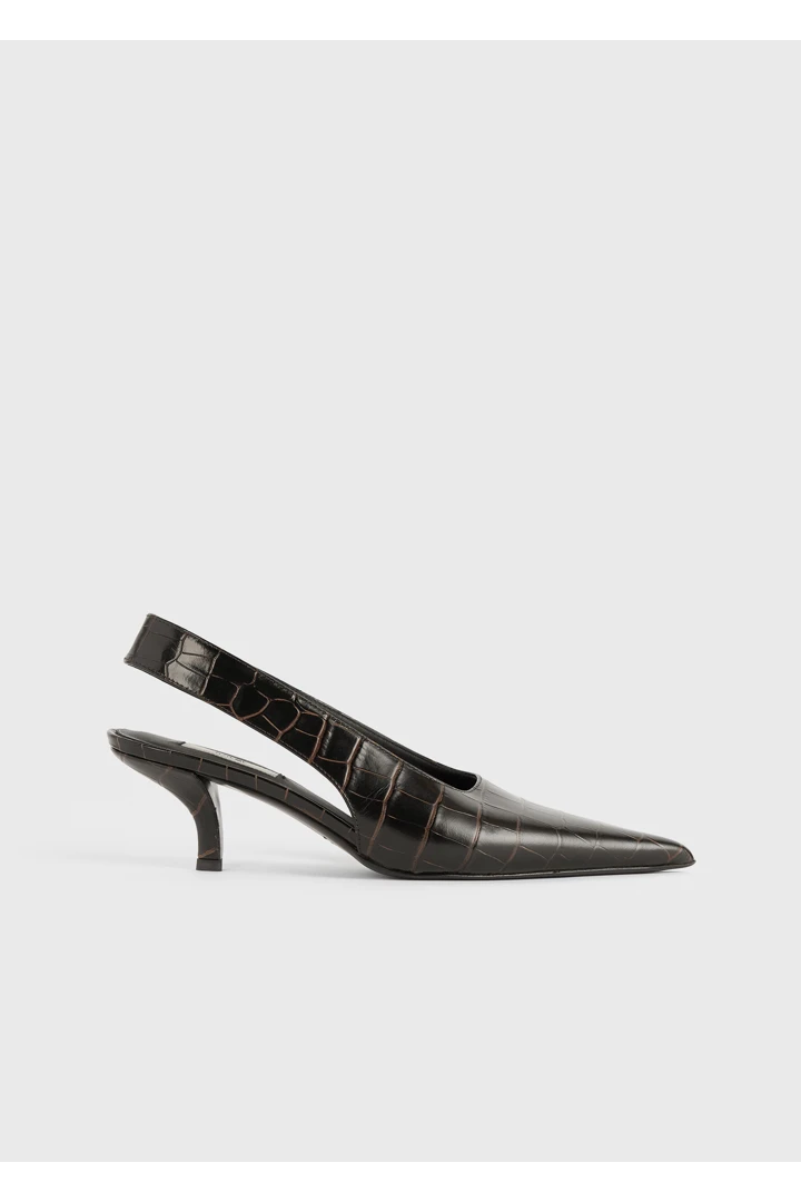 TOTEME 클래식 크로커-엠보스드 슬링백 다크 브라운의 다크 브라운컬러 0번쨰 이미지입니다.