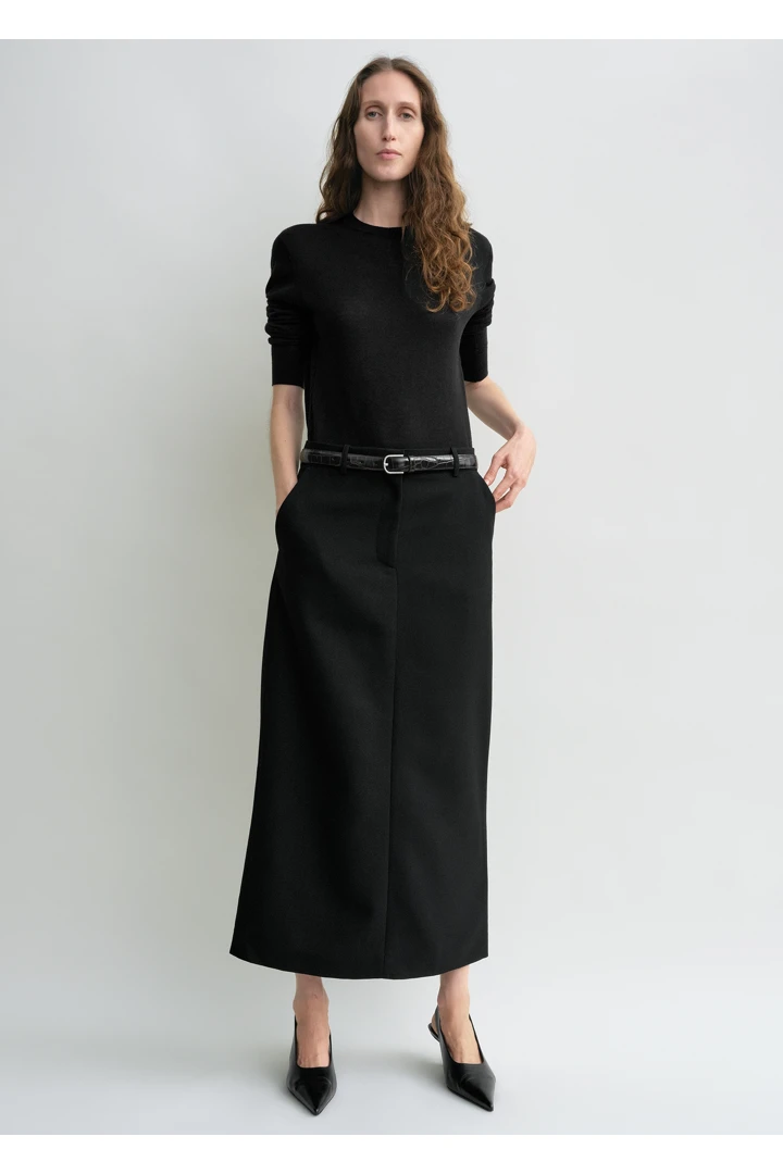 TOTEME 로우-웨이스트 스트레이트 스커트 블랙의 블랙컬러 1번쨰 이미지입니다.