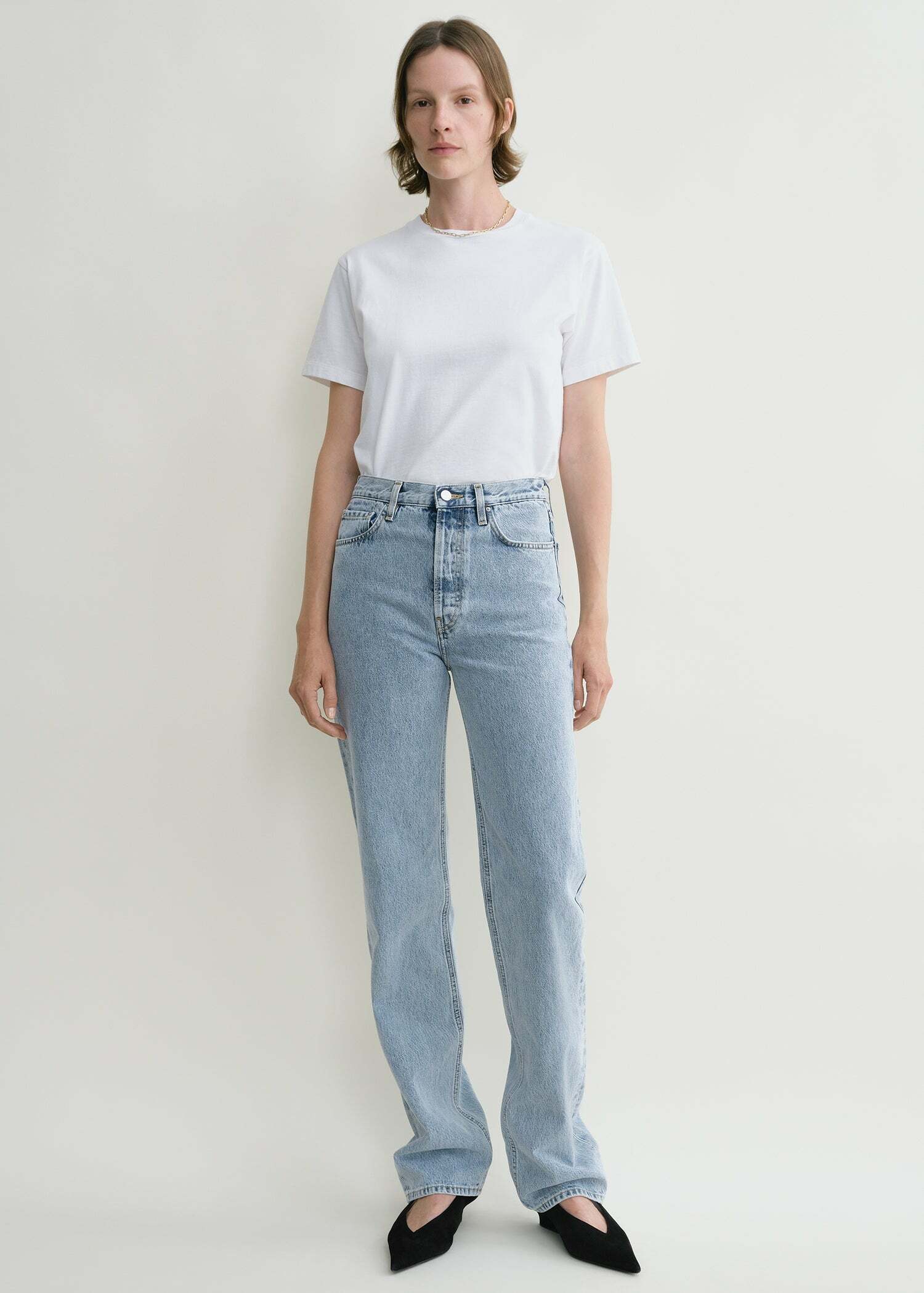 TOTEME 클래식 컷 데님 풀 렝스 쿨 블루의 쿨 블루컬러 0번쨰 이미지입니다.