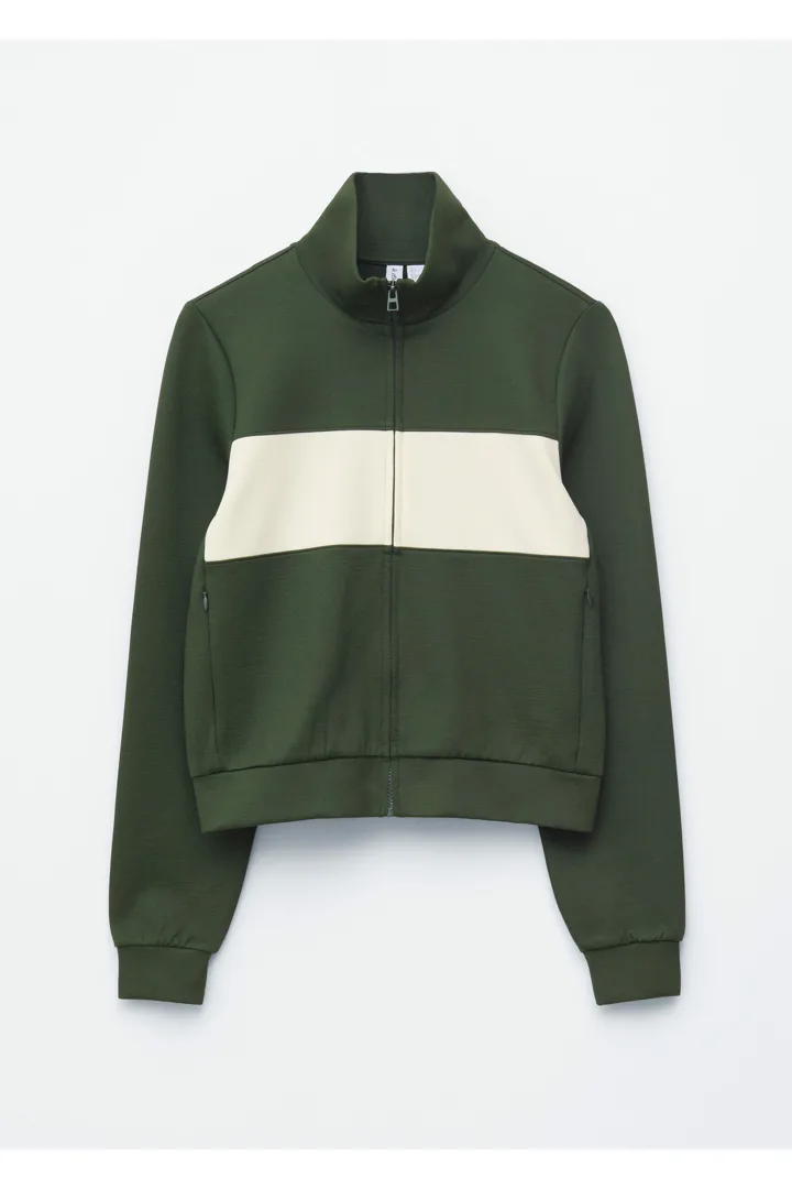 앤아더스토리즈 스쿠바 집업 자켓의 다크 그린-화이트컬러 Product입니다.