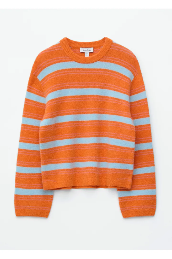 앤아더스토리즈 알파카 블렌드 스웨터의 오렌지-블루 스트라이프컬러 Product입니다.