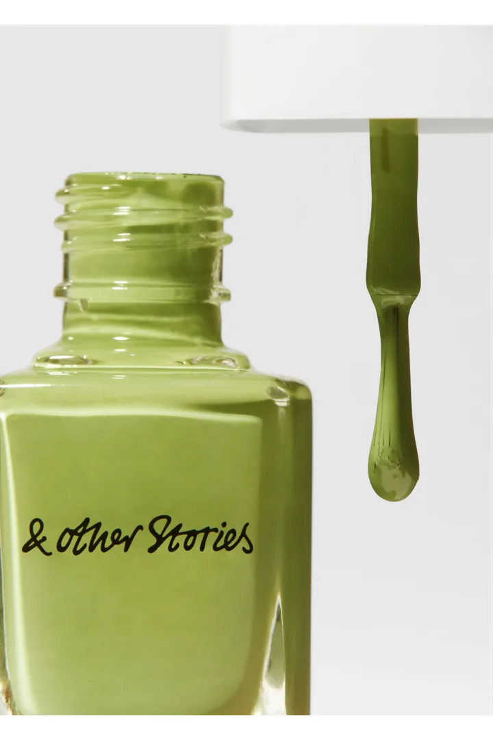 앤아더스토리즈 네일 컬러의 모어 피스타치오컬러 Detail입니다.