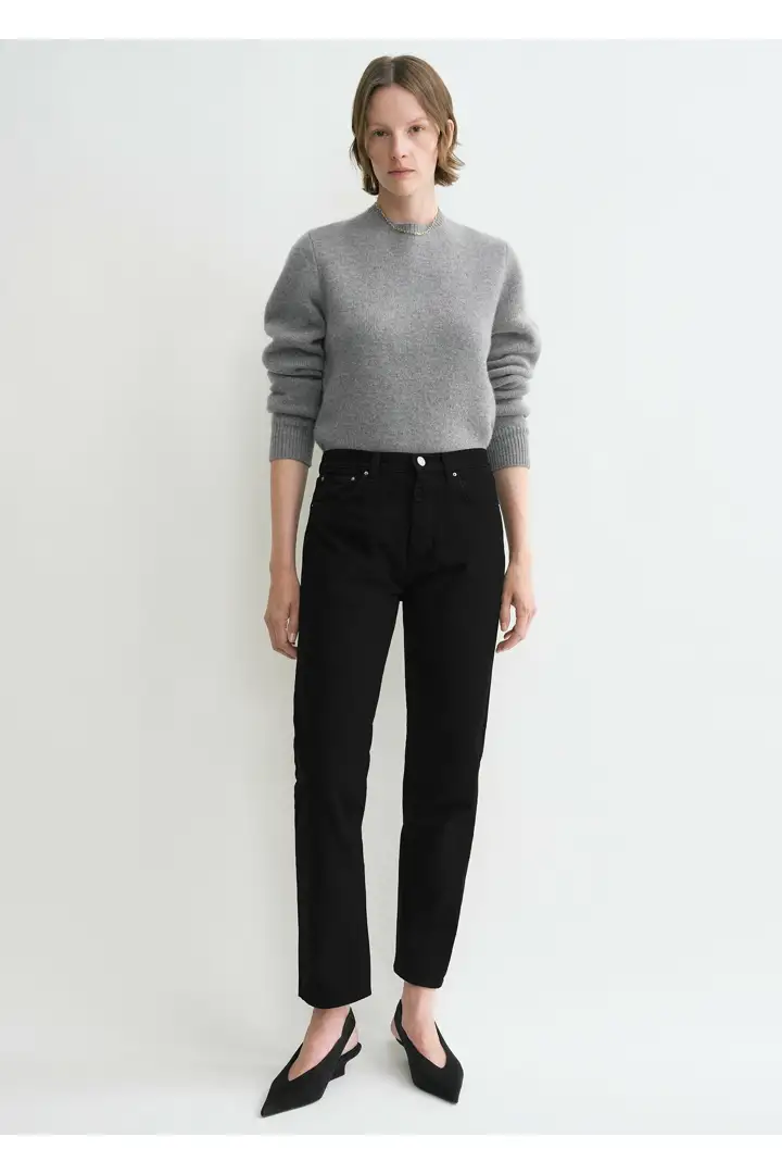 TOTEME default image 3 of 페이드 블랙 in 트위스티드 심 데님 페이드 블랙