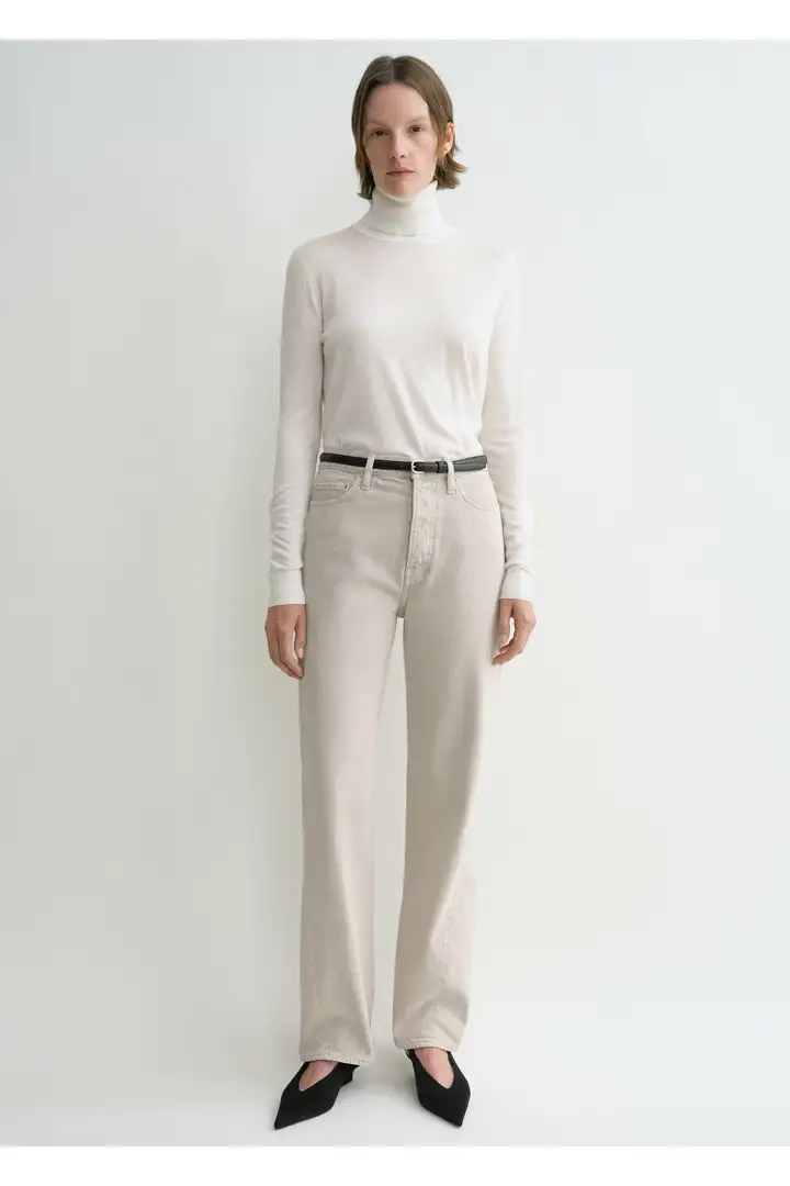 TOTEME default image 3 of 스모크 in 트위스티드 심 데님 풀 렝스 스모크