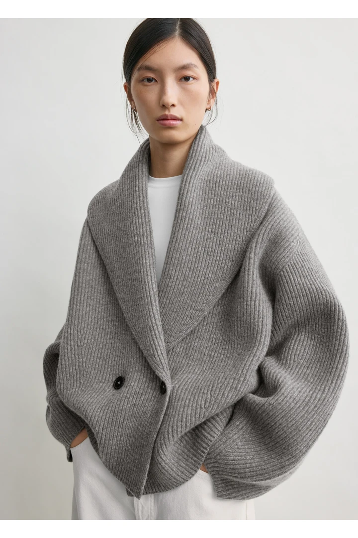 TOTEME 숄 라펠 가디건 미드 그레이의 미드 그레이컬러 3번쨰 이미지입니다.