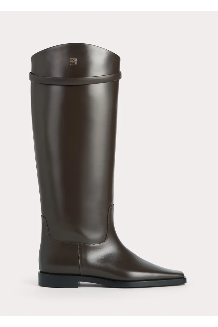 TOTEME default image 23 of 브라운 in 더 라이딩 부츠 커피