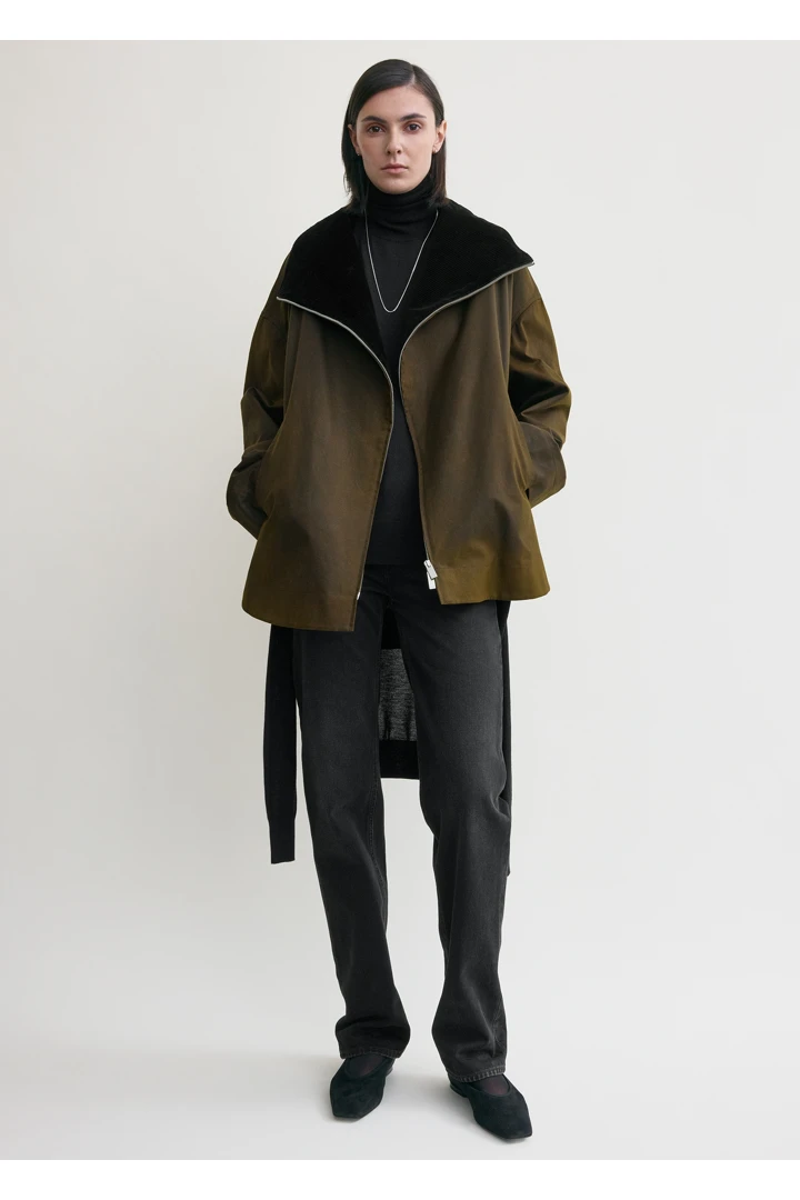 TOTEME 지퍼 컨트리 재킷 바크의 바크컬러 0번쨰 이미지입니다.