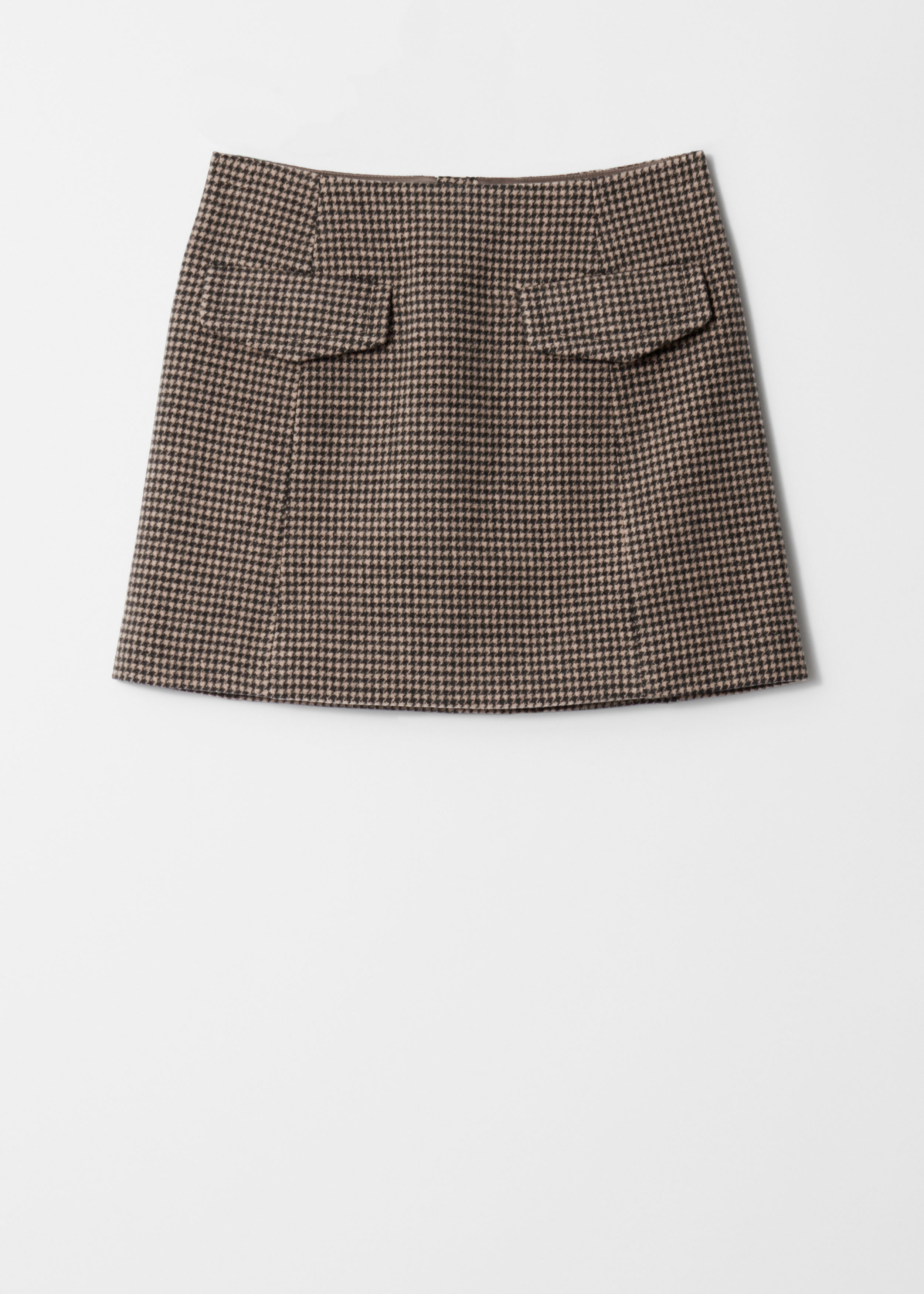 앤아더스토리즈 플랩 포켓 미니 스커트의 브라운 도그투스컬러 Product입니다.