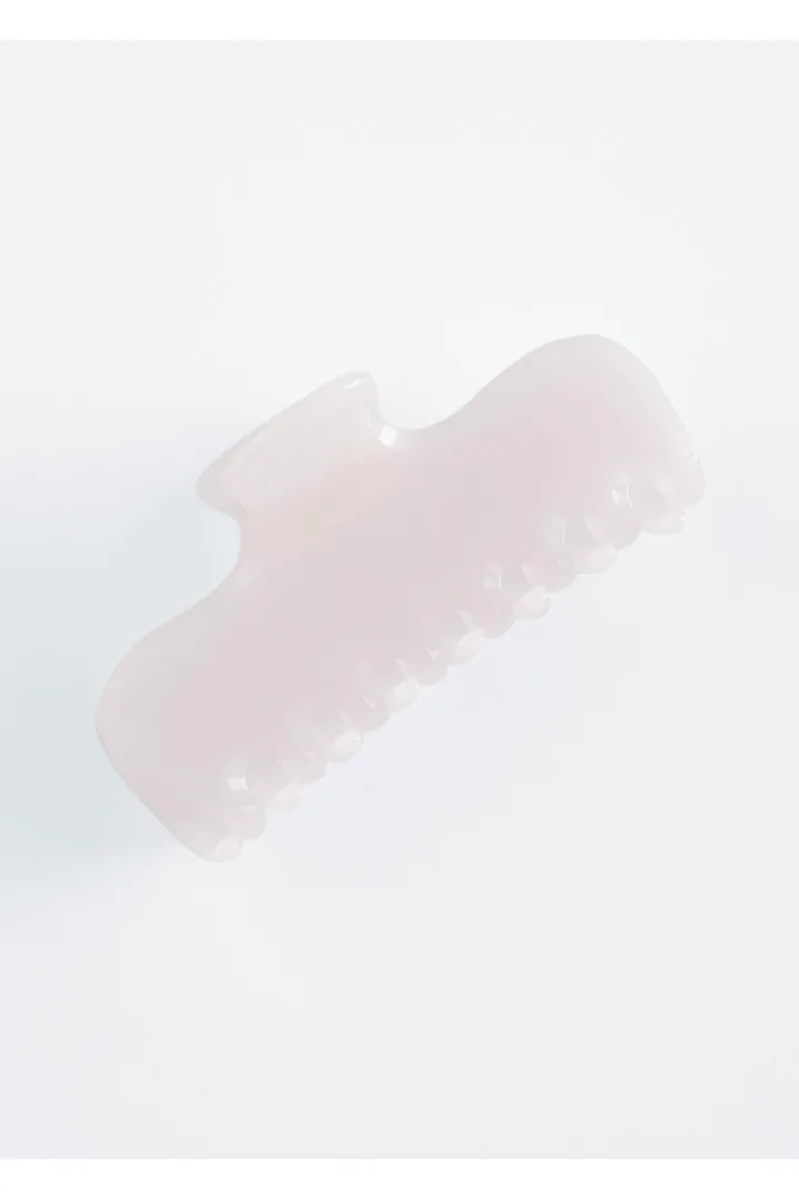 앤아더스토리즈 미디엄 헤어 클로우의 크림컬러 Product입니다.