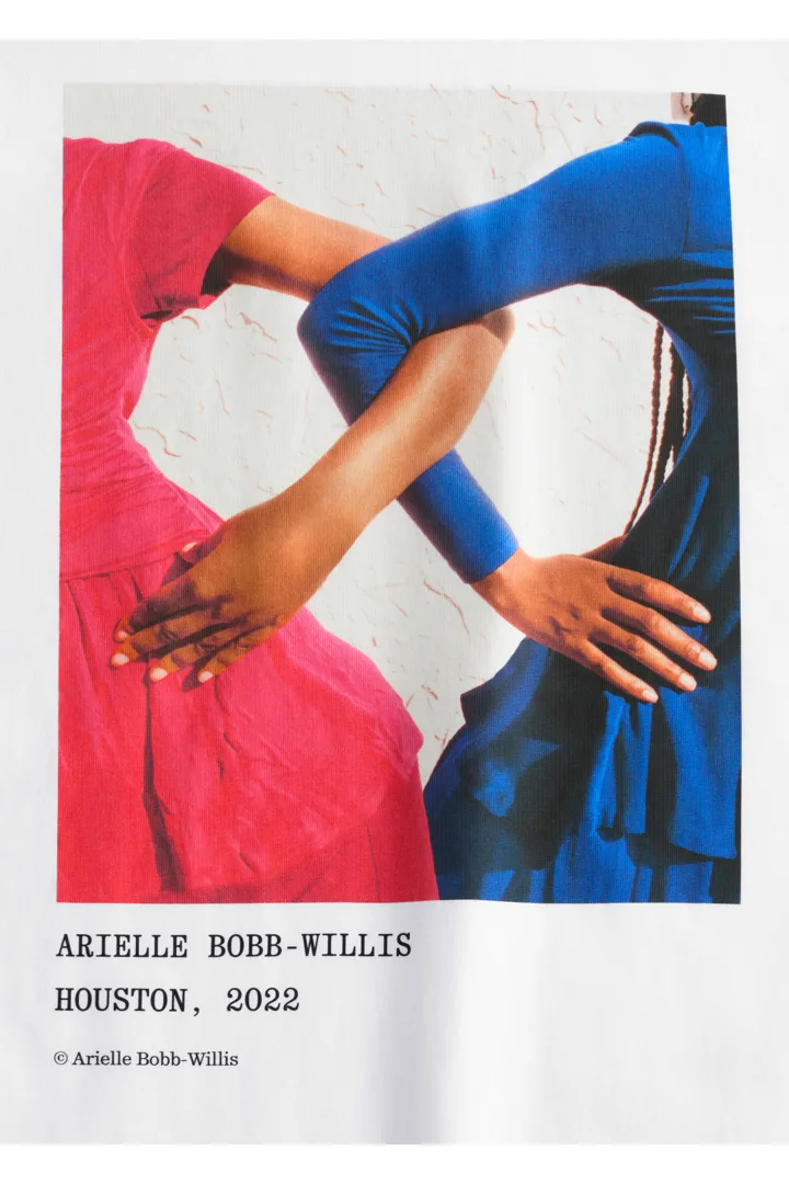 앤아더스토리즈 오버사이즈 프린트 티셔츠의 화이트-포토 프린트컬러 Detail입니다.