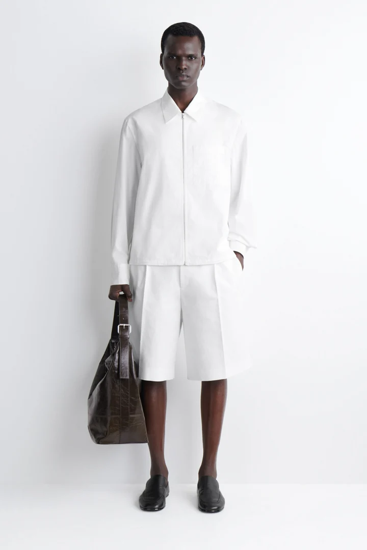 COS default image 1 of 초크 in 테일러드 코튼 포플린 쇼츠