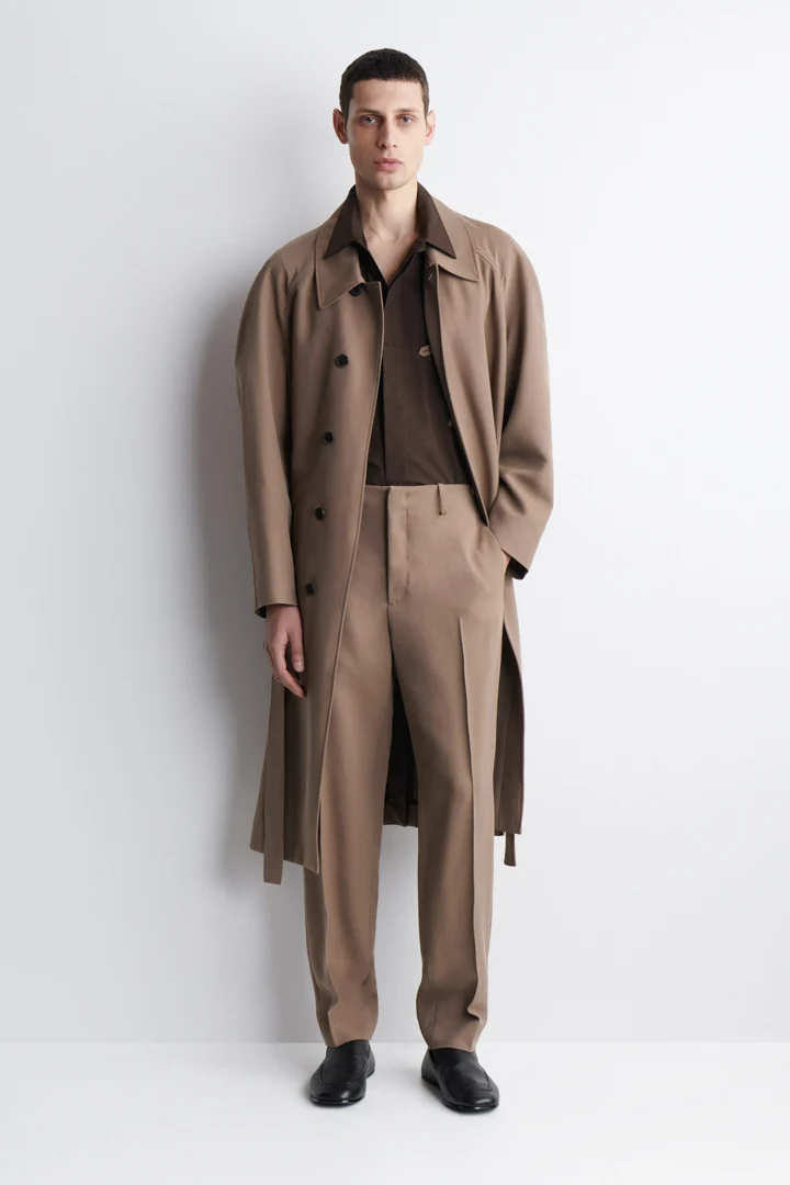 COS default image 11 of 베이지 in 플루이드 트윌 슬림 핏 트라우저