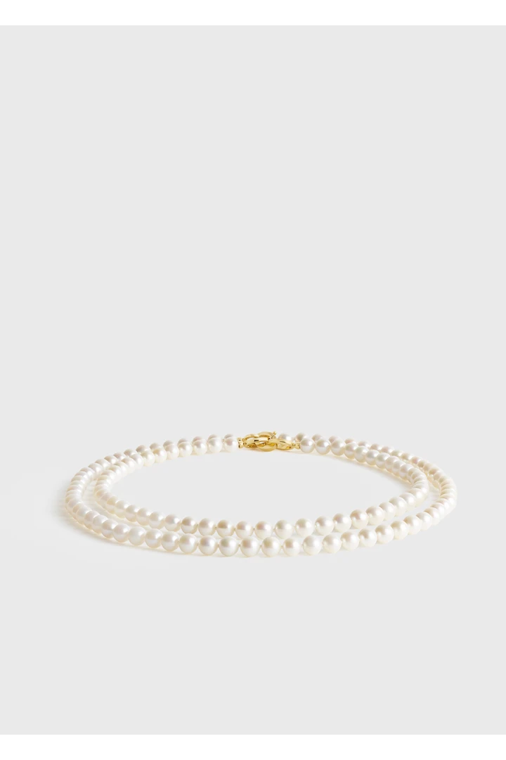 TOTEME 인피니티 펄 네크리스 화이트의 화이트컬러 3번쨰 이미지입니다.