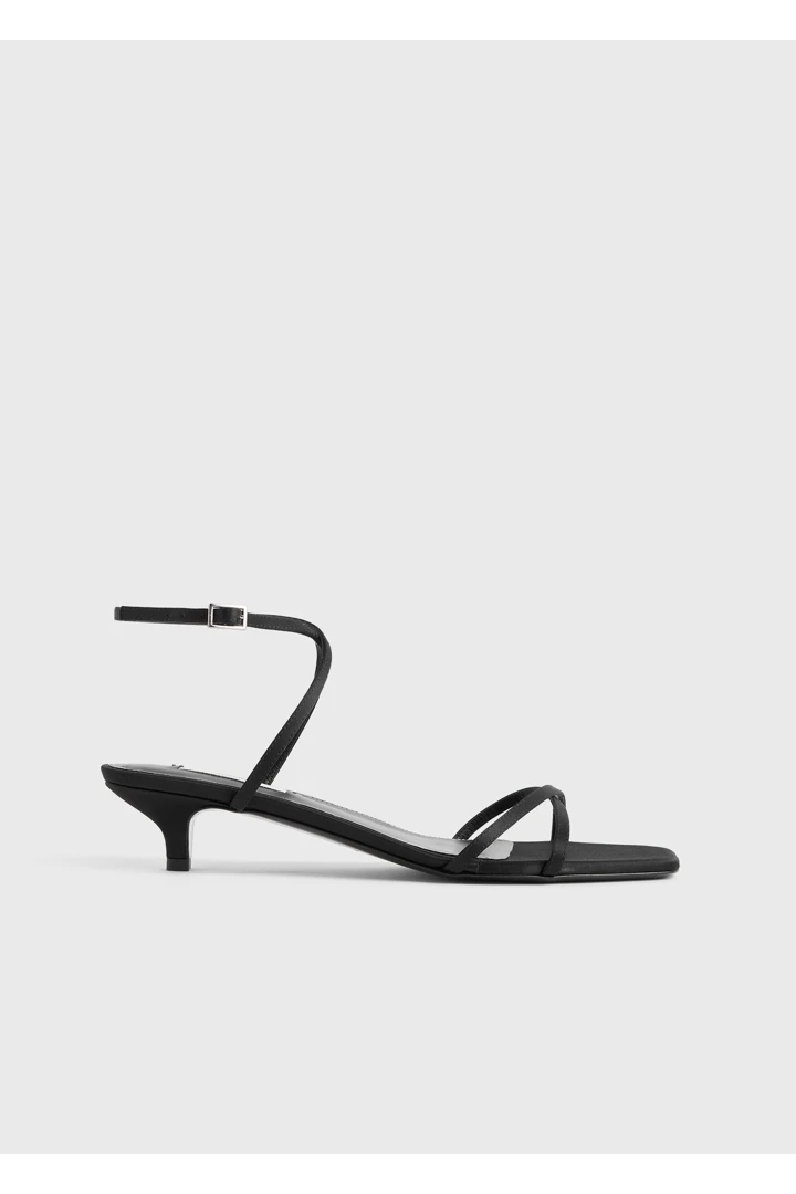 새틴 크로스오버 샌들 블랙