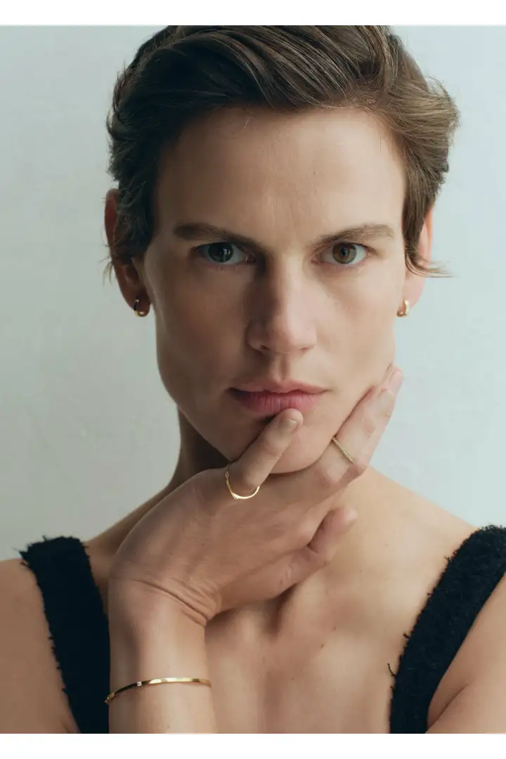 TOTEME 다이아몬드 체인 링 18KT 골드의 골드컬러 1번쨰 이미지입니다.