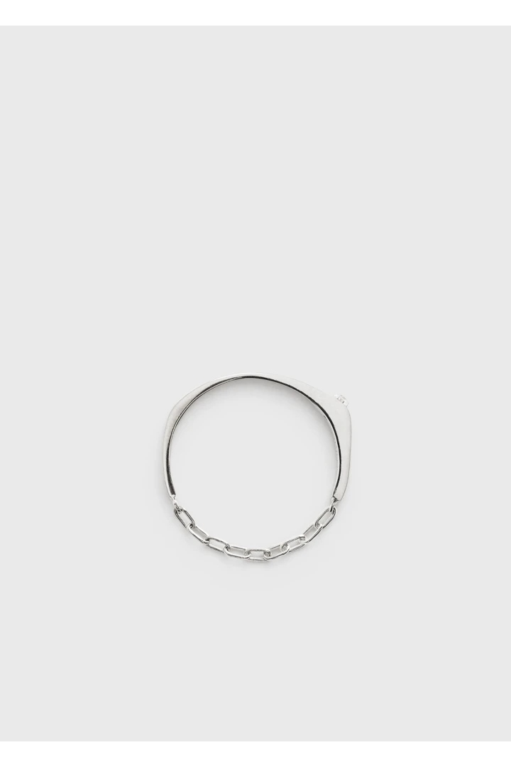 TOTEME 다이아몬드 체인 링 18KT 화이트 골드의 화이트 골드컬러 4번쨰 이미지입니다.