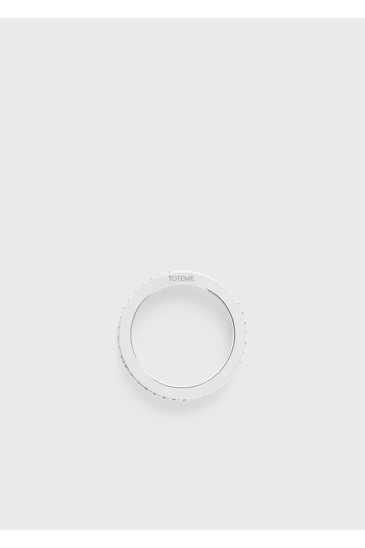 TOTEME 이터너티 다이아몬드 미디 링 18KT 화이트 골드의 화이트 골드컬러 5번쨰 이미지입니다.