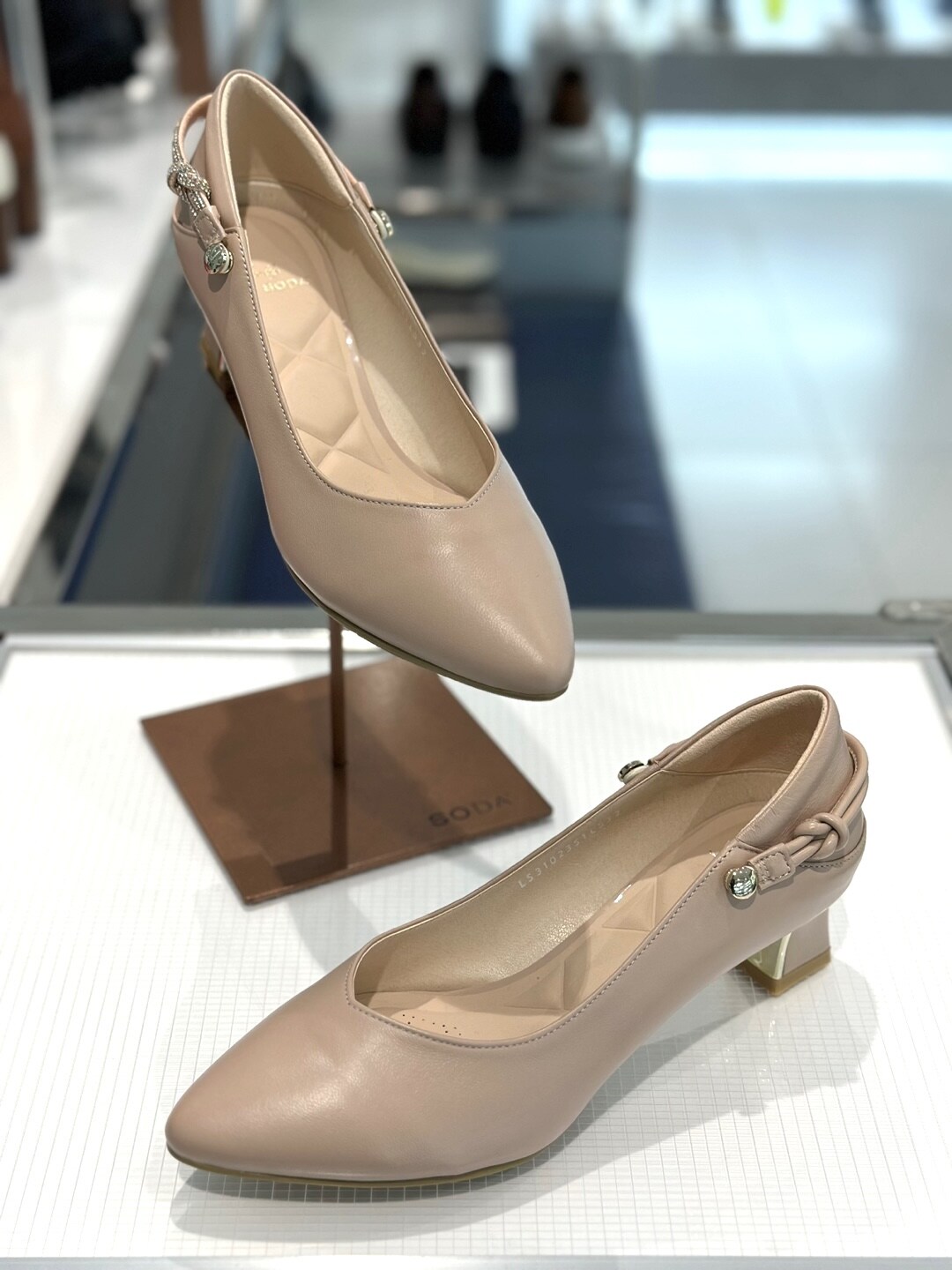 소다(백화점) [현대백화점] [H.Point Pay현대백화점카드5%즉시할인~04/05]소다 여성 투웨이 메리제인 펌프스 5CM ALS310 LS-32 +할인쿠폰