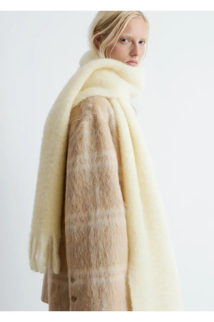 앤아더스토리즈 울 셔츠 자켓의 체크 베이지컬러 ECOMLook입니다.