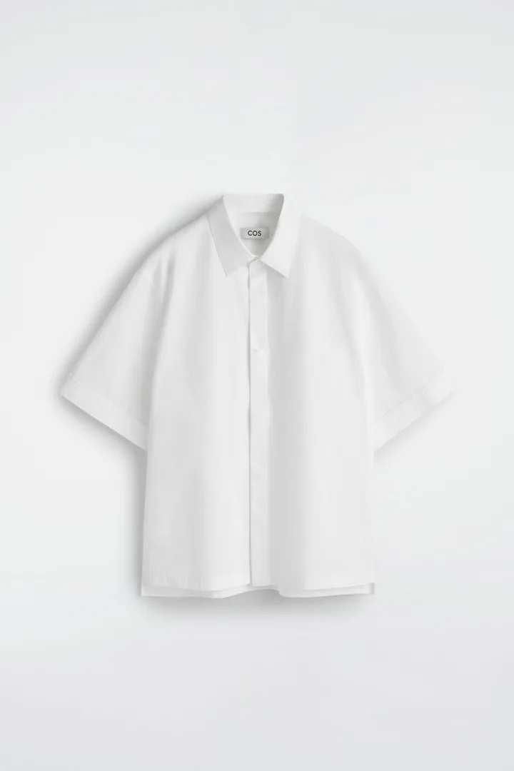 COS default image 4 of 화이트 in 테일러드 쇼트 슬리브 코튼 셔츠