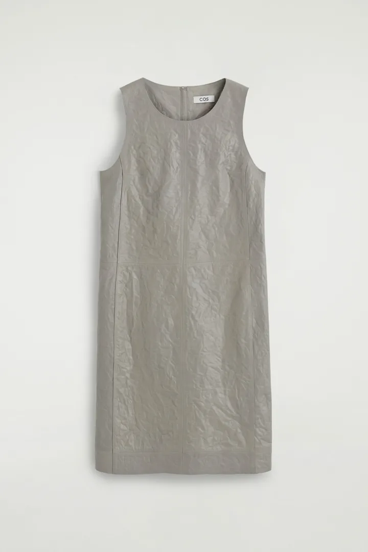 COS default image 20 of 그레이 in 텍스처드 레더 시프트 드레스
