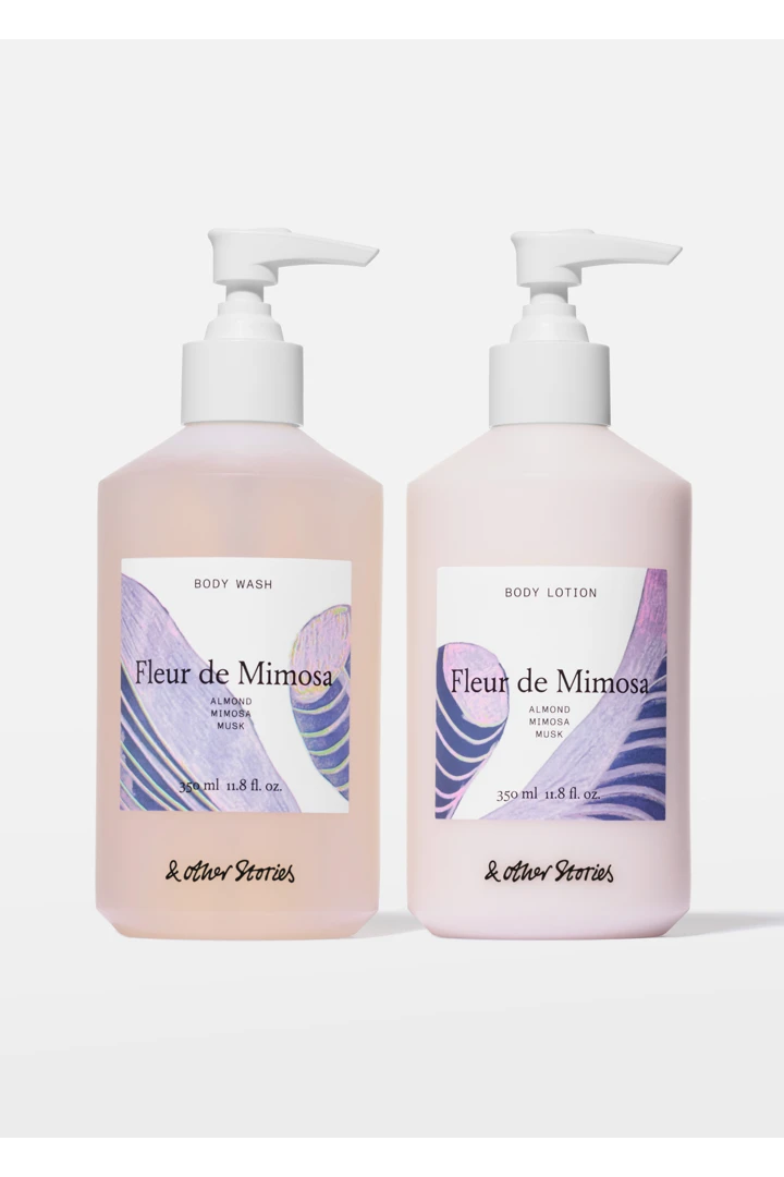 앤아더스토리즈 플뢰르 드 미모사 바디 워시 & 바디 로션 키트의 플뢰르 드 미모사컬러 Product입니다.
