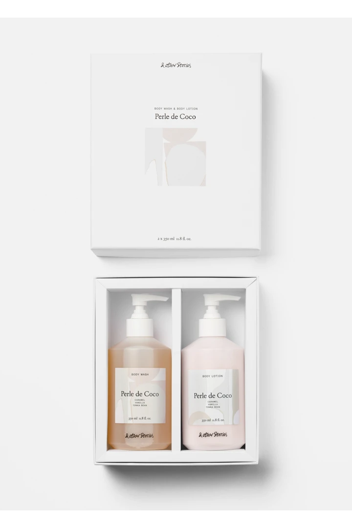 앤아더스토리즈 펄 드 코코 바디 워시 & 바디 로션 키트의 펄 드 코코컬러 Product입니다.