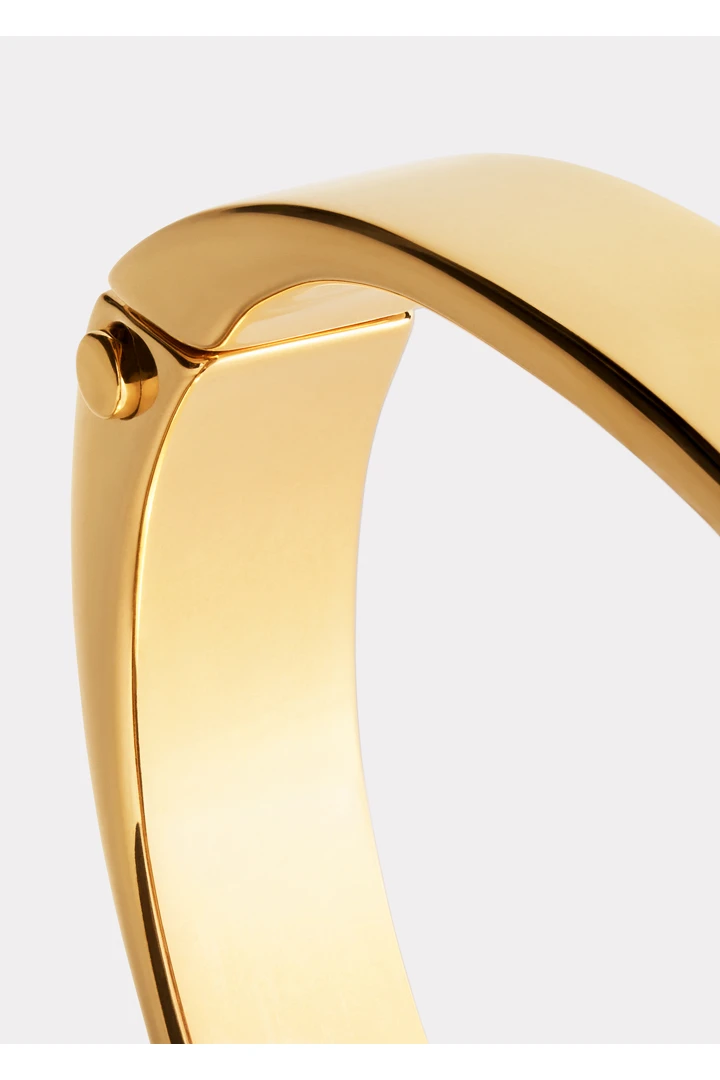 TOTEME 시그니처 브레이슬릿 골드의 골드컬러 4번쨰 이미지입니다.