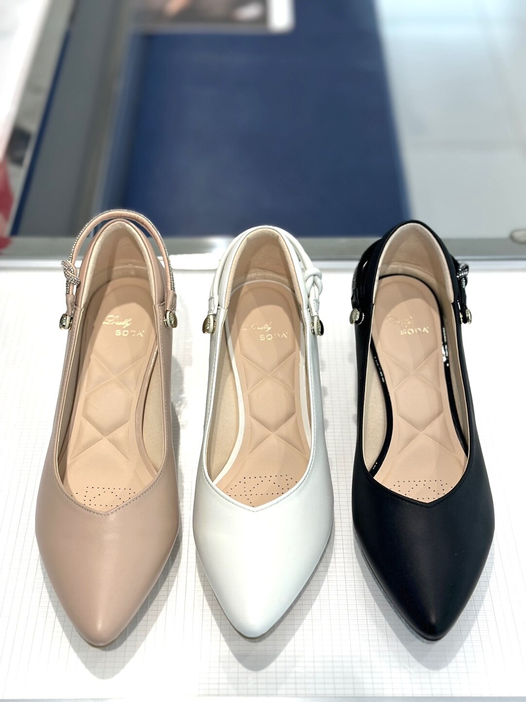 소다(백화점) [현대백화점] [H.Point Pay현대백화점카드5%즉시할인~04/05]소다 여성 메리제인 투웨이 펌프스 5CM ALS310 컬러모음 +할인쿠폰