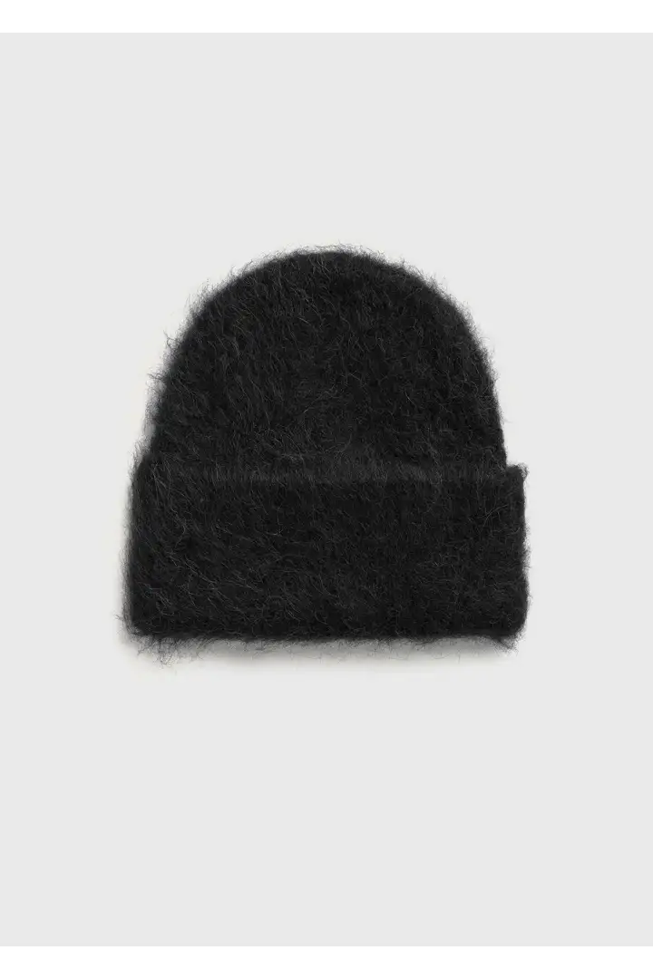 TOTEME 알파카 니트 비니 블랙의 블랙컬러 0번쨰 이미지입니다.