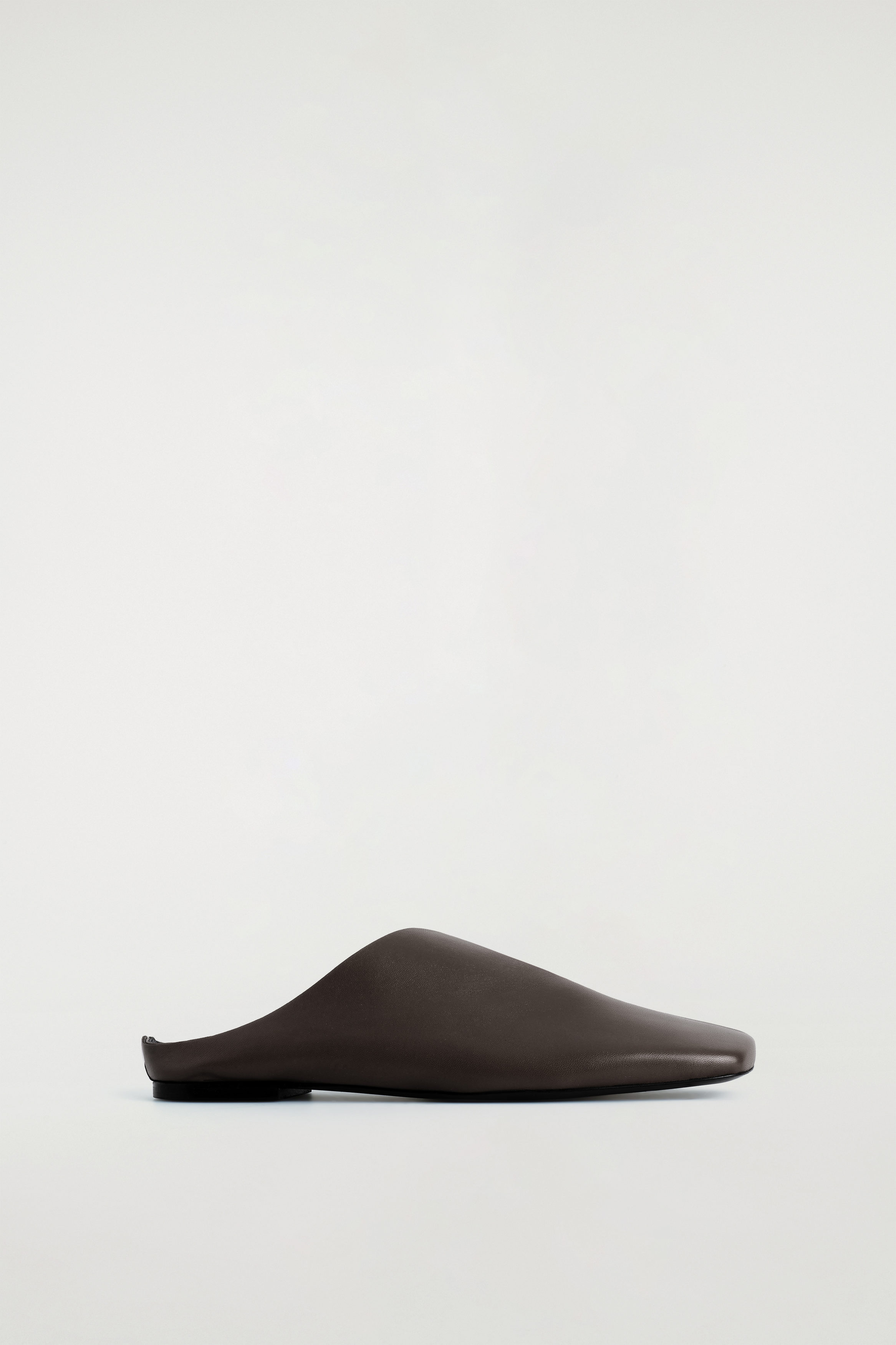 드레이프 레더 뮬