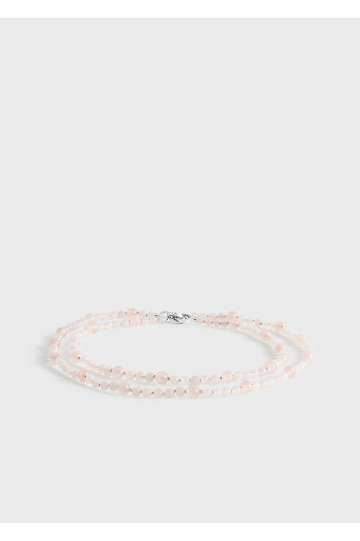 TOTEME 인피니티 비드 넥레이스 블룸의 블룸컬러 3번쨰 이미지입니다.