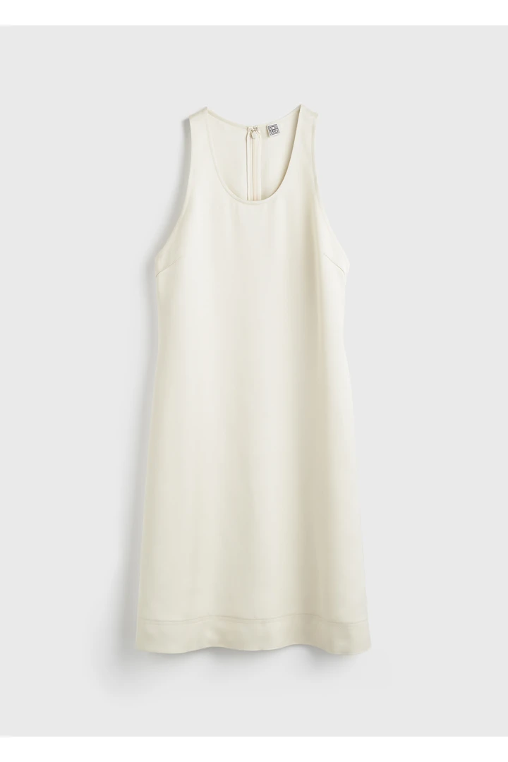 TOTEME 스쿠프-넥 드레스 에크루의 에크루컬러 5번쨰 이미지입니다.