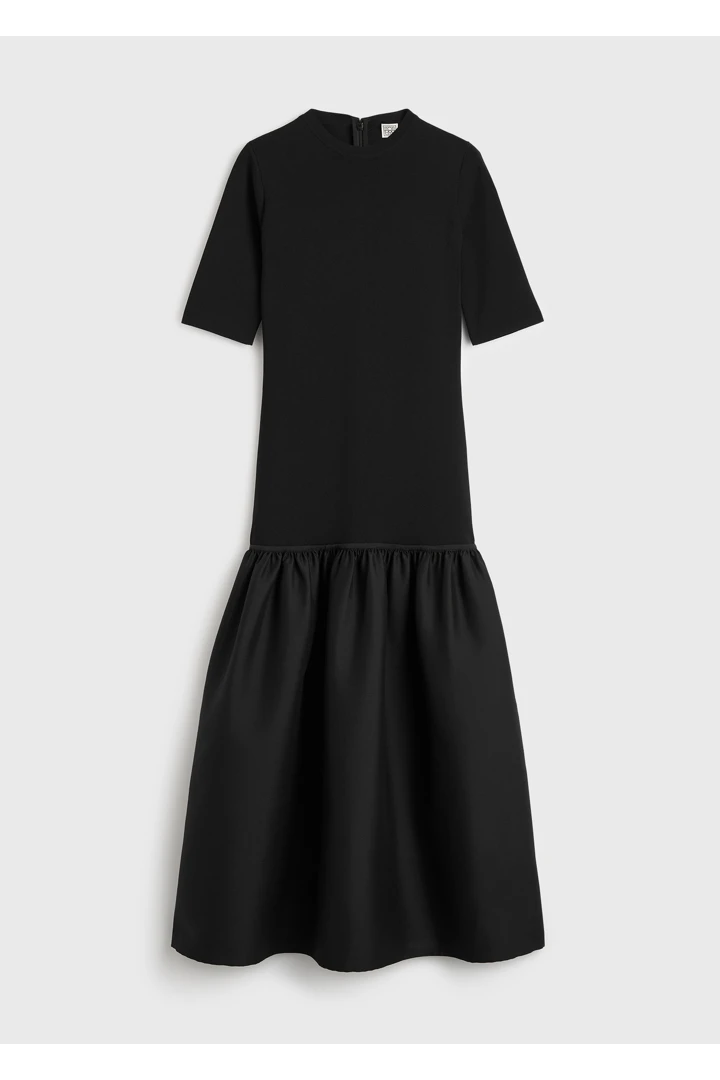 TOTEME default image 9 of 블랙 in 트윈플라워 티셔츠 드레스 블랙