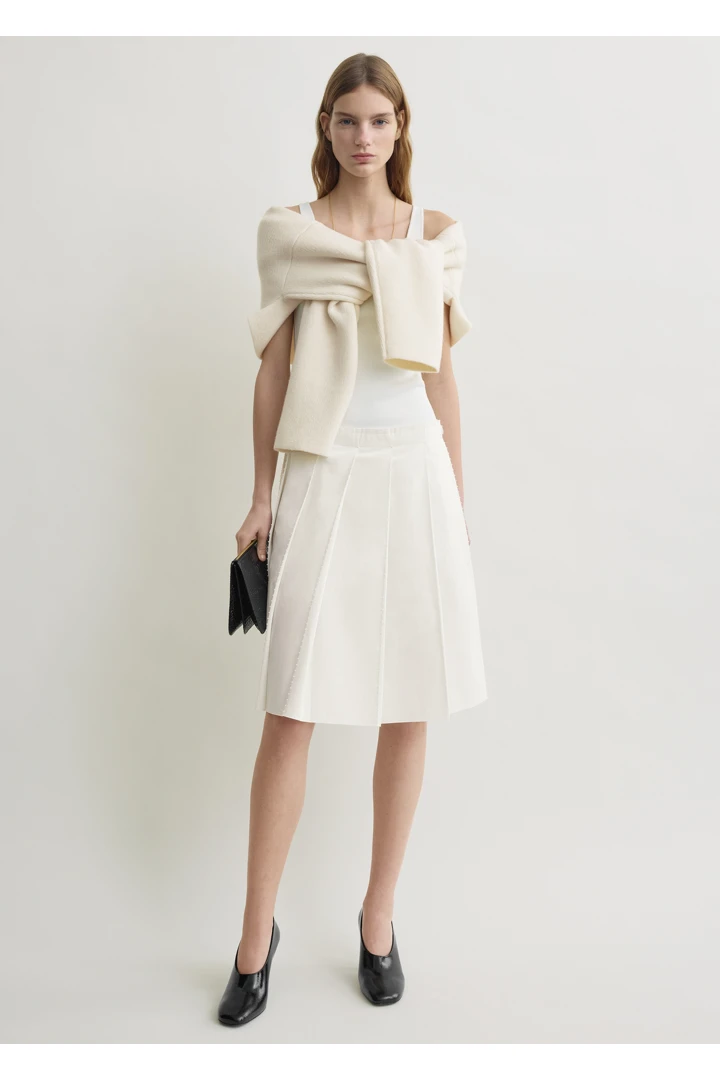 TOTEME default image 13 of 화이트 in 비디드 플리트 스커트 화이트