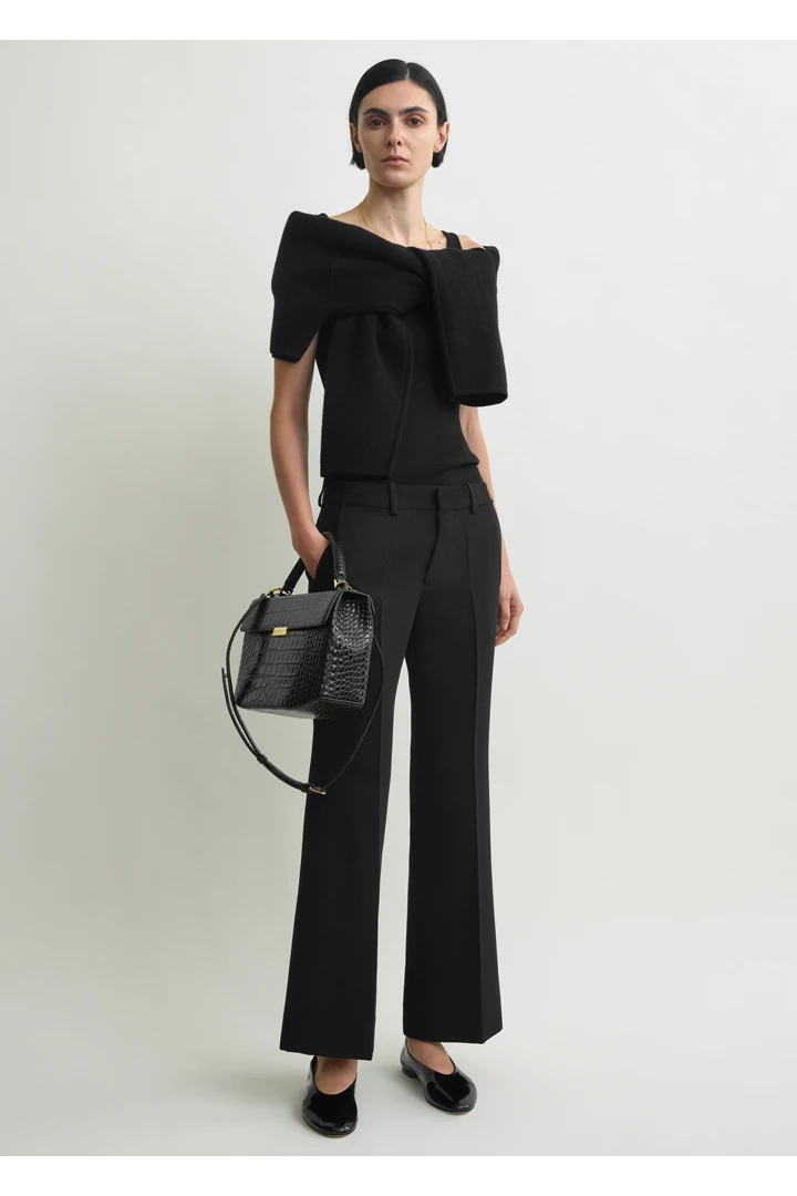 TOTEME default image 7 of 블랙 in 킥 플레어 트라우저 블랙