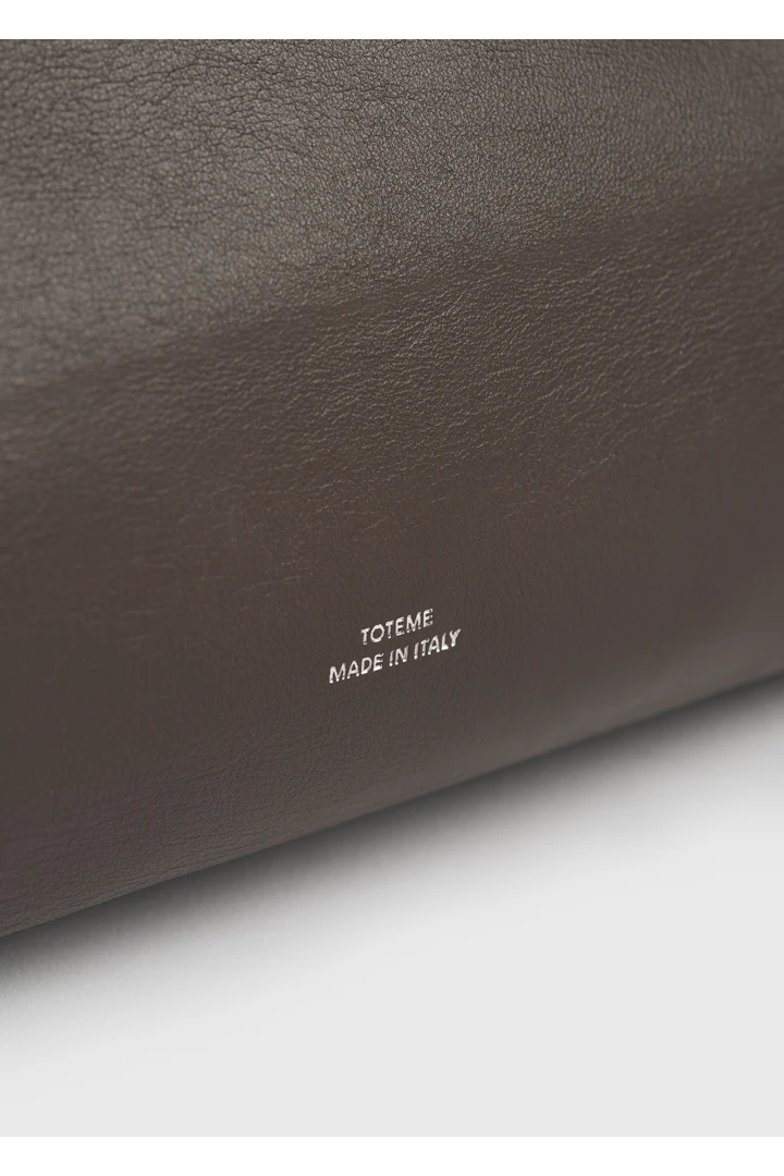 TOTEME 롬 레더 토트백 브라운의 브라운컬러 3번쨰 이미지입니다.
