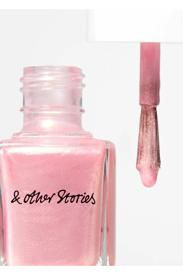 앤아더스토리즈 네일 컬러의 쉬머 쉘컬러 Detail입니다.