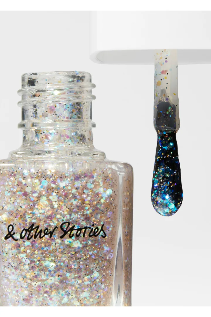 앤아더스토리즈 네일 컬러의 프리티 프리즘컬러 Detail입니다.