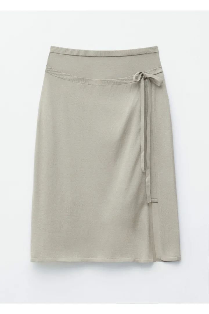 앤아더스토리즈 랩 미디 스커트의 몰컬러 Product입니다.