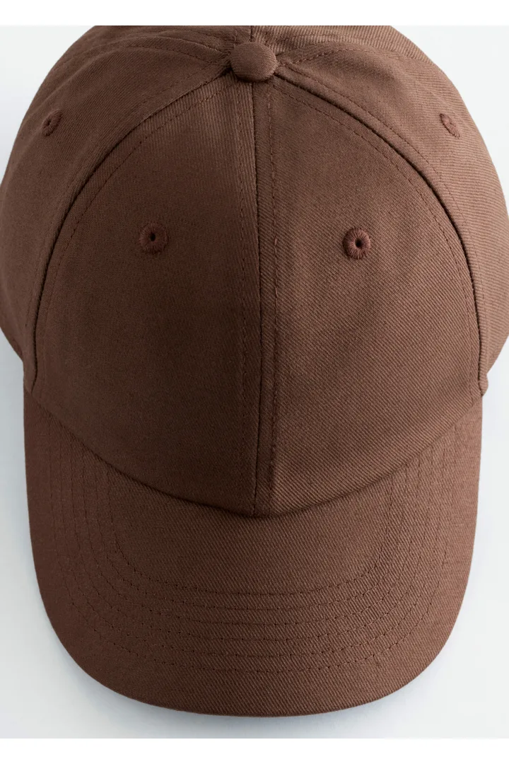 앤아더스토리즈 코튼 리넨 베이스볼 캡의 브라운컬러 Product입니다.