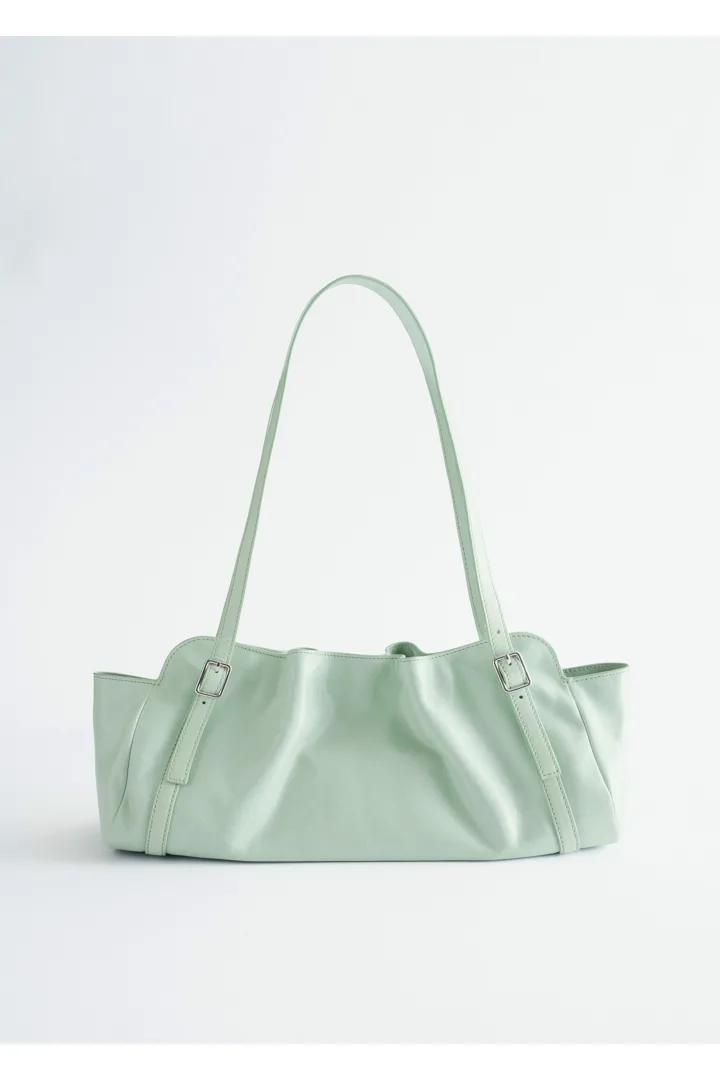 앤아더스토리즈 로우 프로파일 레더 숄더 백의 민트컬러 Product입니다.