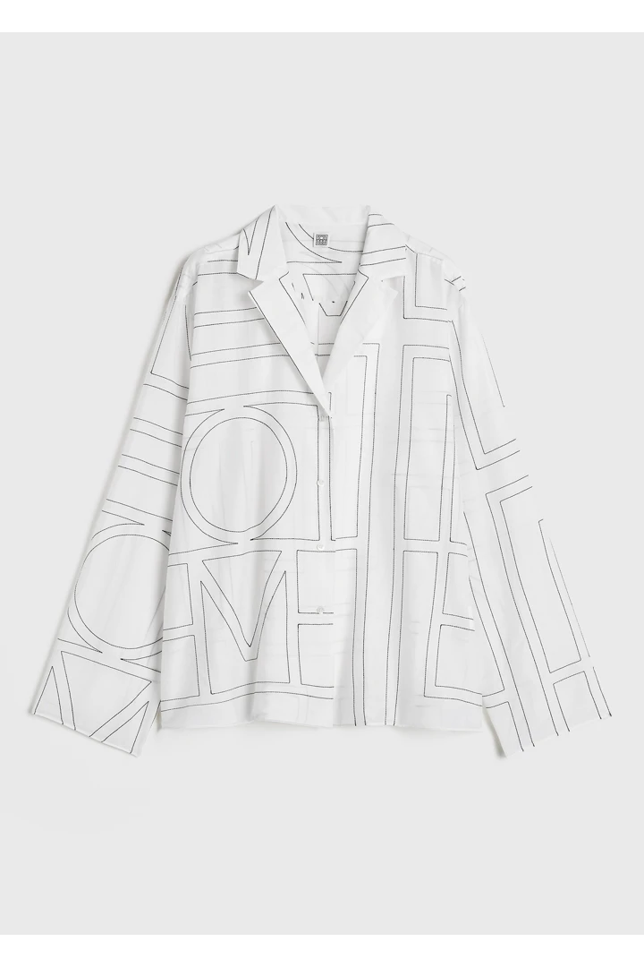 TOTEME 모노그램 코튼 PJ 탑 화이트/블랙의 화이트/블랙컬러 4번쨰 이미지입니다.